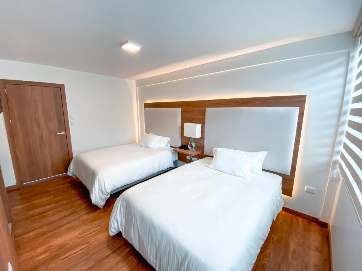 Hotel Miraflores Ambato Exterior photo